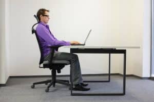 Chaise ergonomique et mal de dos
