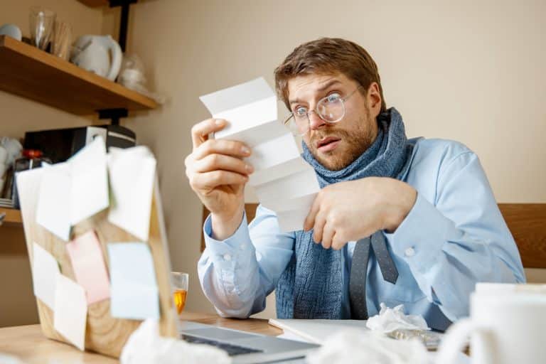 Quelle est la différence entre FICP et interdit bancaire