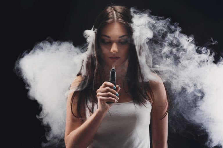 Comment arrêter de fumer grâce à la cigarette électronique sans nicotine
