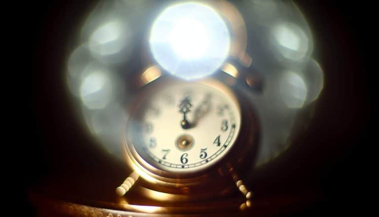 Heure triplée 12h22 : découvrez sa signification